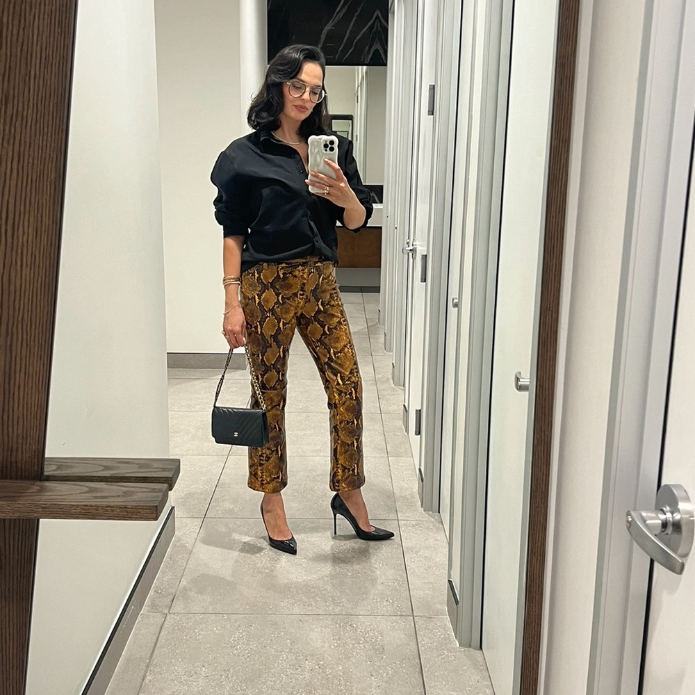 Urban Outfitters snake print pants! 2025 is a year of Snake!